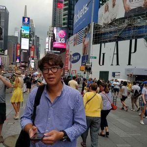 Meet your Posher, Yong